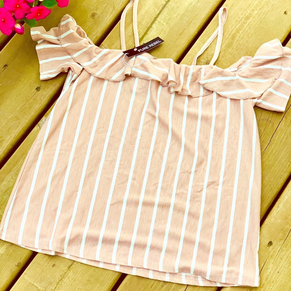 *2/$20* Pure Rebel Off the shoulder crop top